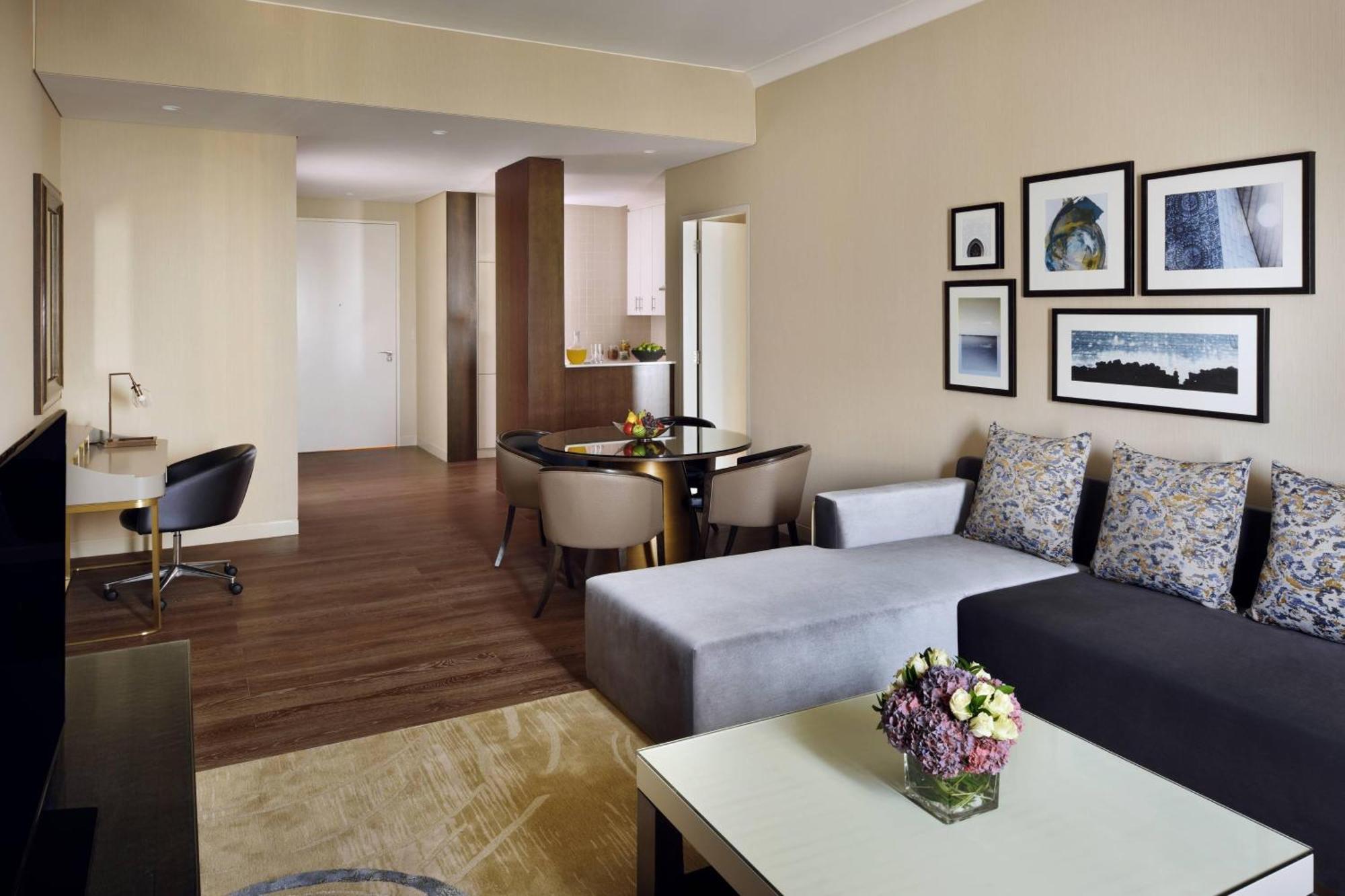 Marriott Executive Apartments Downtown, Абу-Дабі Екстер'єр фото